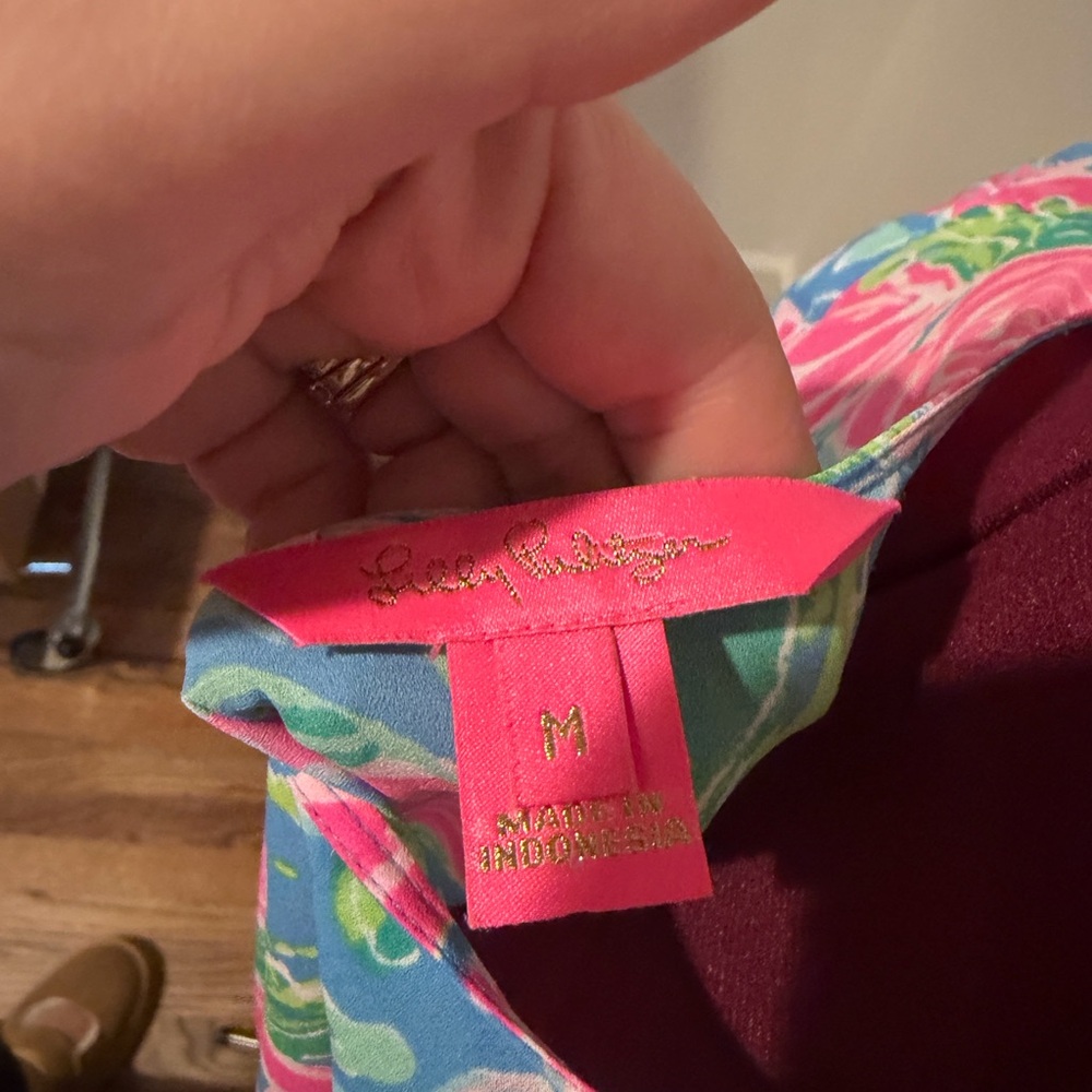 Lilly Pulitzer Vibrant Multicolor Top - Picture 6 of 6